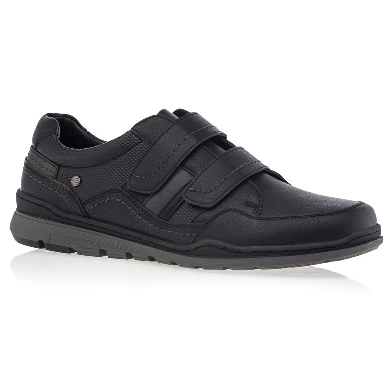 Zapatos cómodos para hombre, color negro.