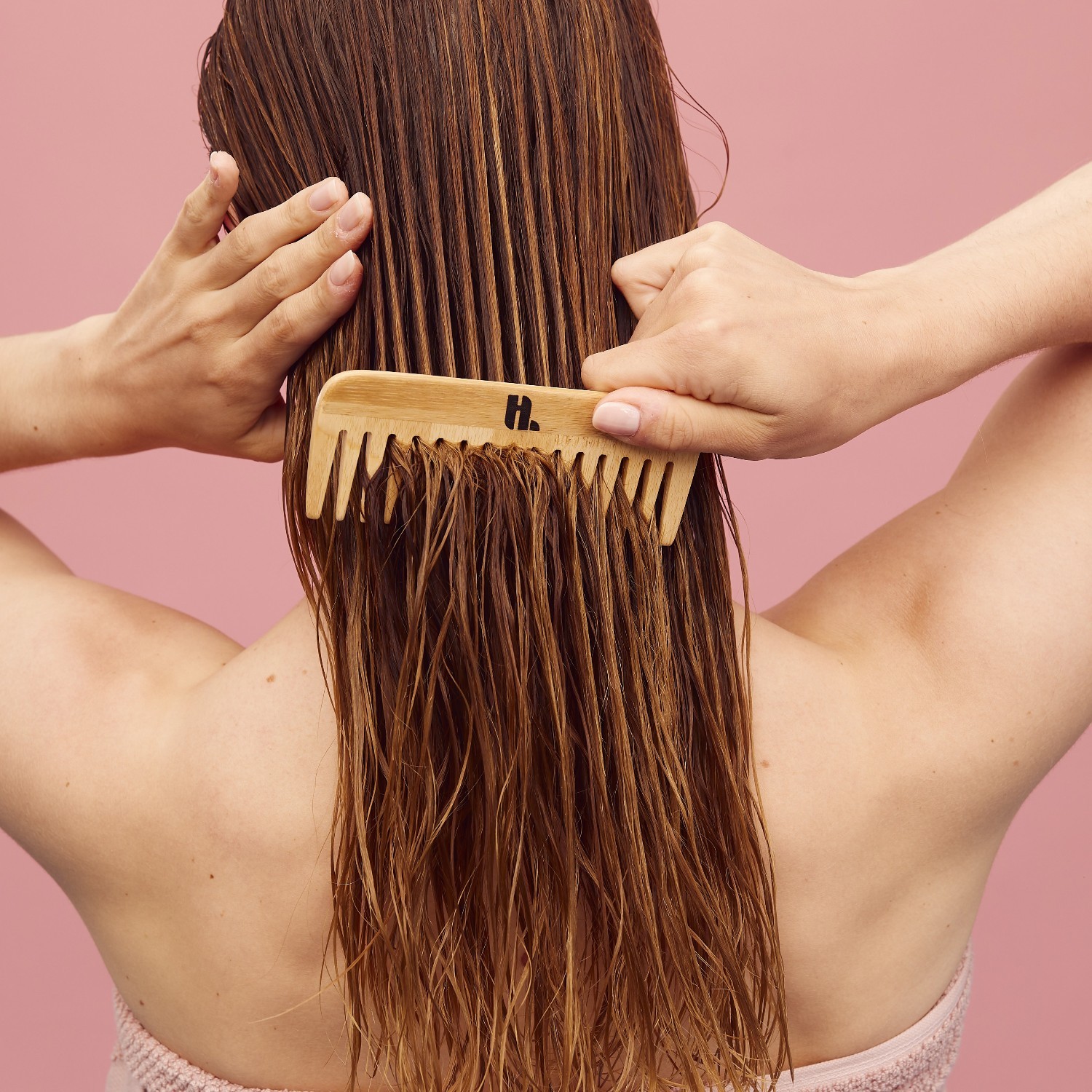 „Hairlust“ medinis šepetys su bambuko šukomis - 1 vnt.