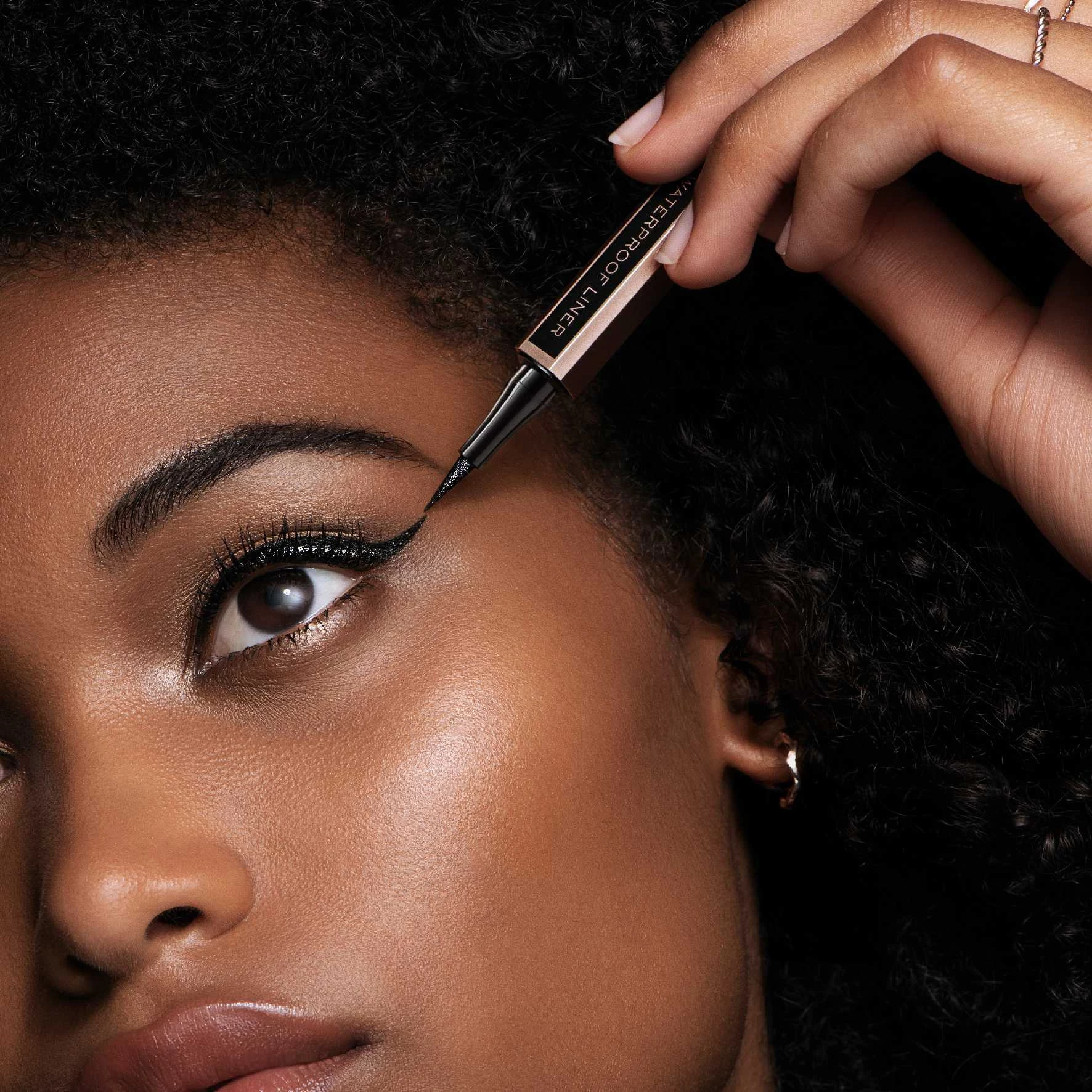 Lash Idôle szemceruza fekete - Lancôme