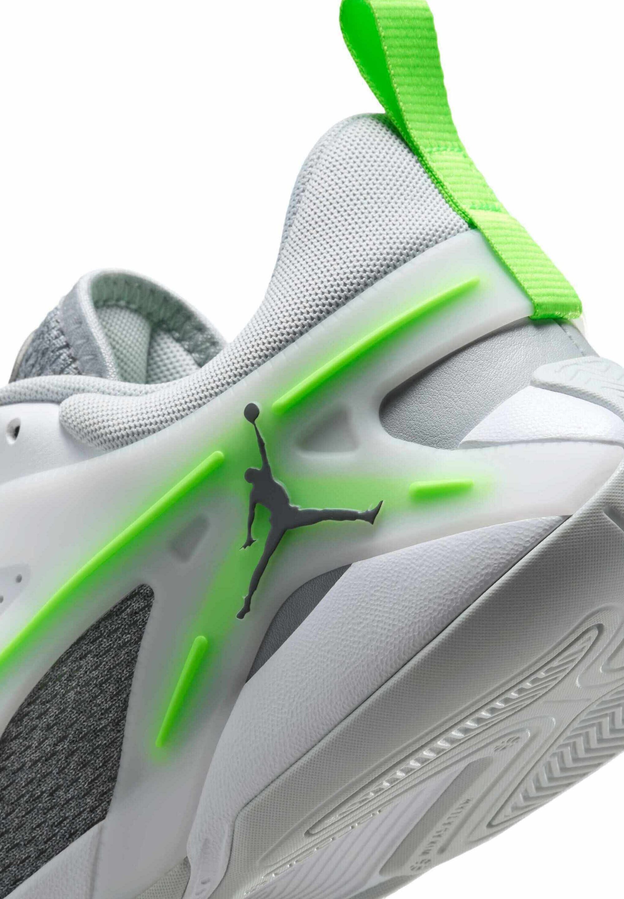 Jordan JORDAN HEIR - Košarkarski čevlji - jadralno električno zelena bela volčje siva