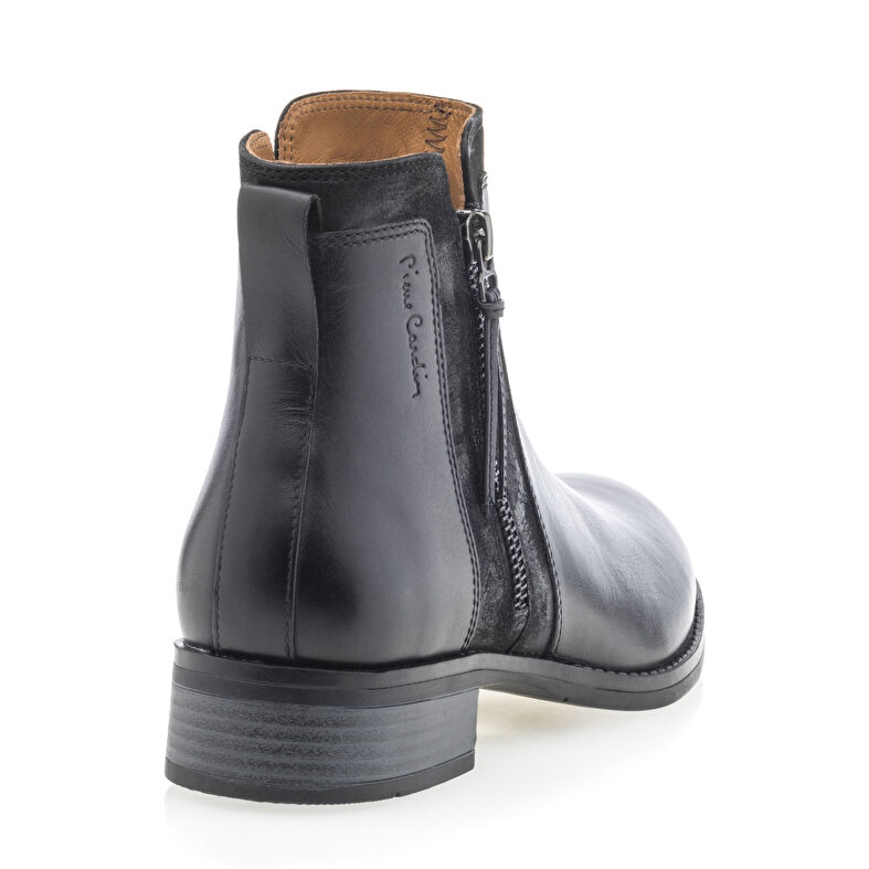 Schwarze Damenstiefel / Stiefeletten