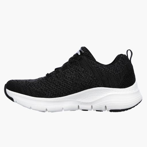  Skechers Arch Fit