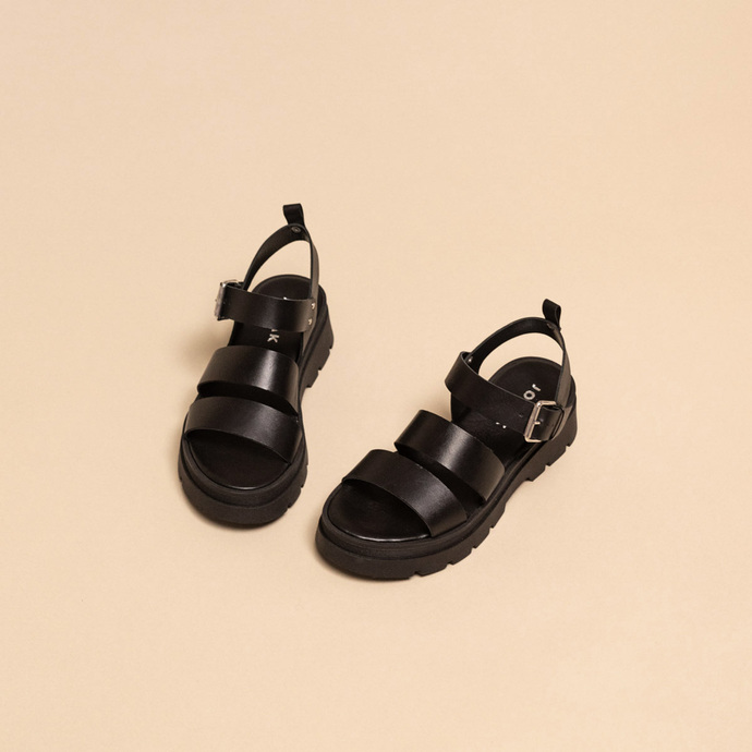Sandales à plateformes et boucles  en cuir noir