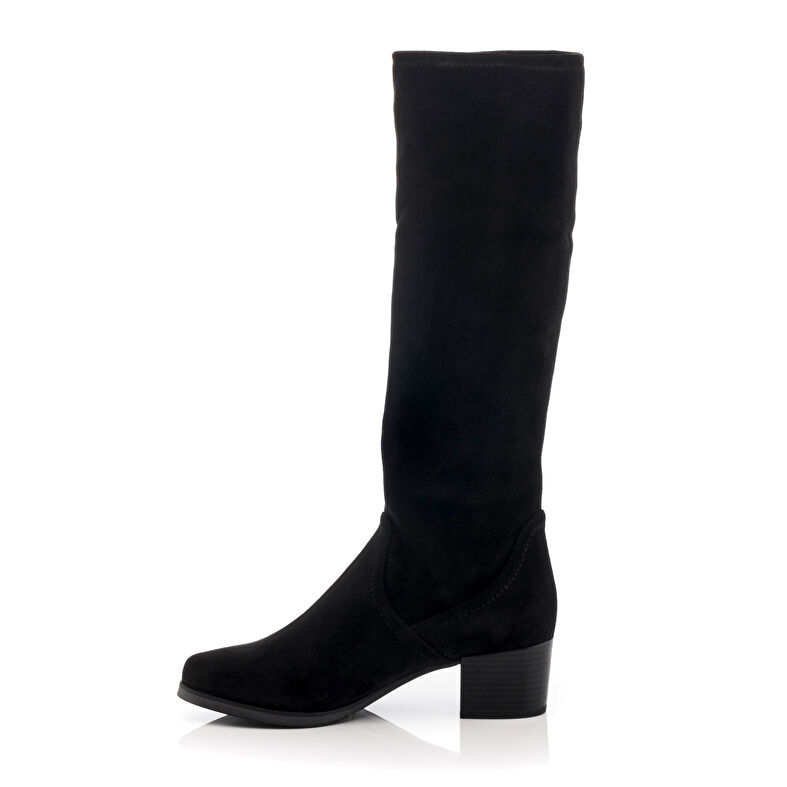  Botas negras de mujer