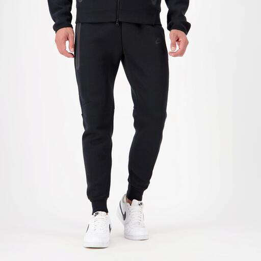  Nike Tech