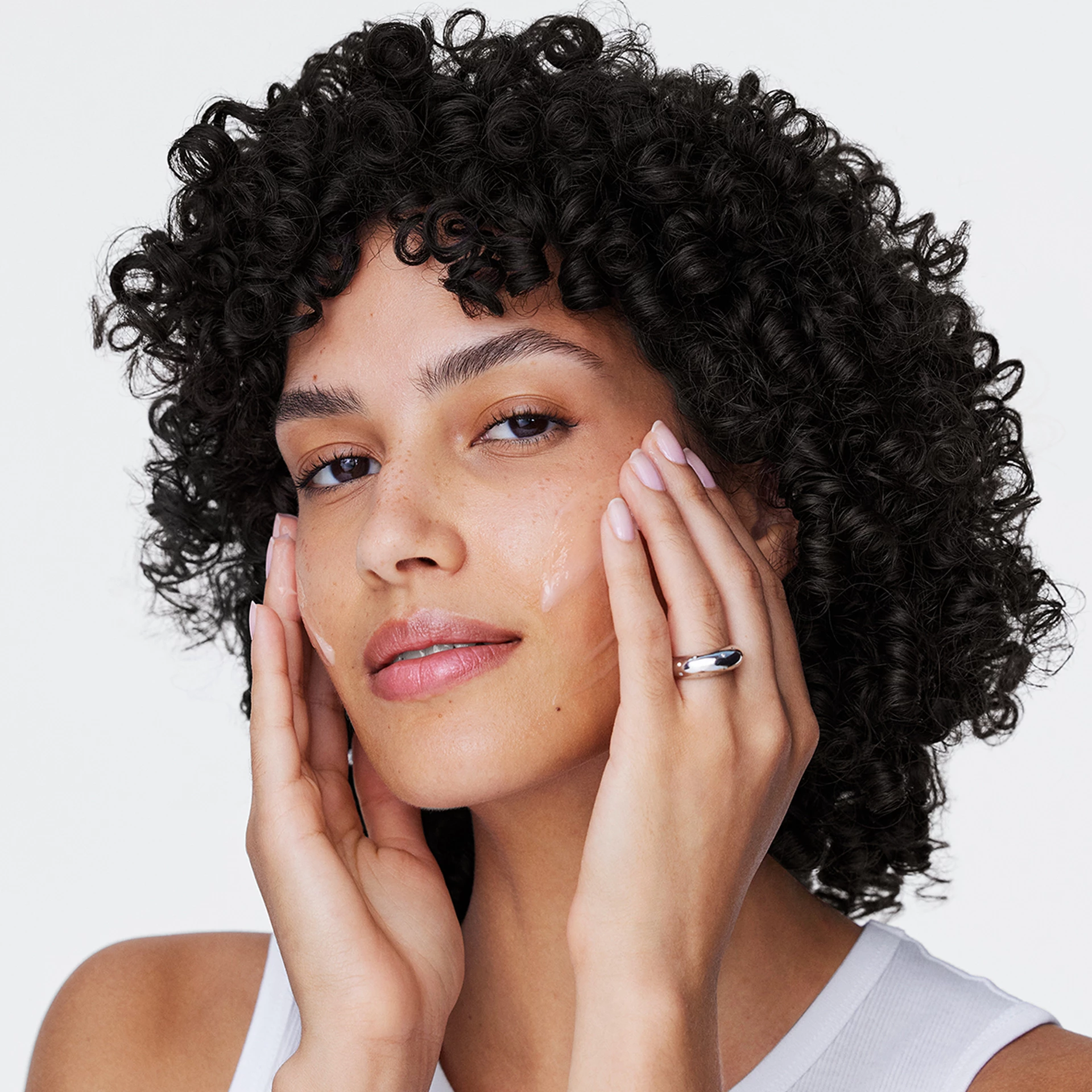 Moisture Surge 100 órás önfeltöltő hidratáló arckrém 50 ml - Clinique