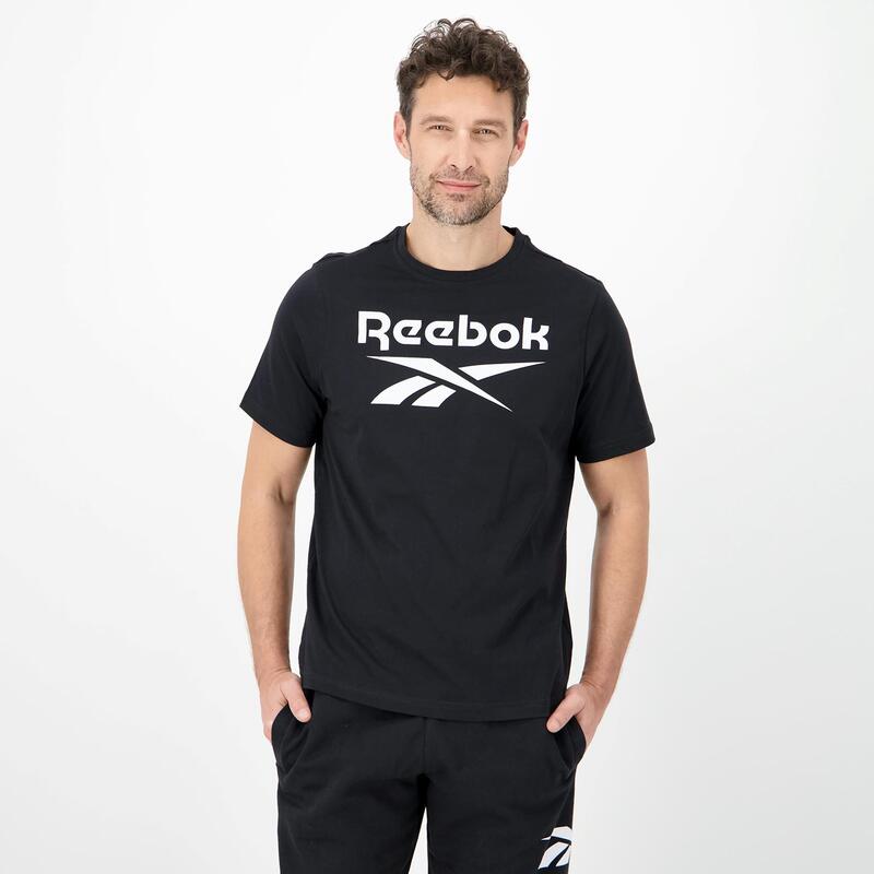  Reebok tapatybė