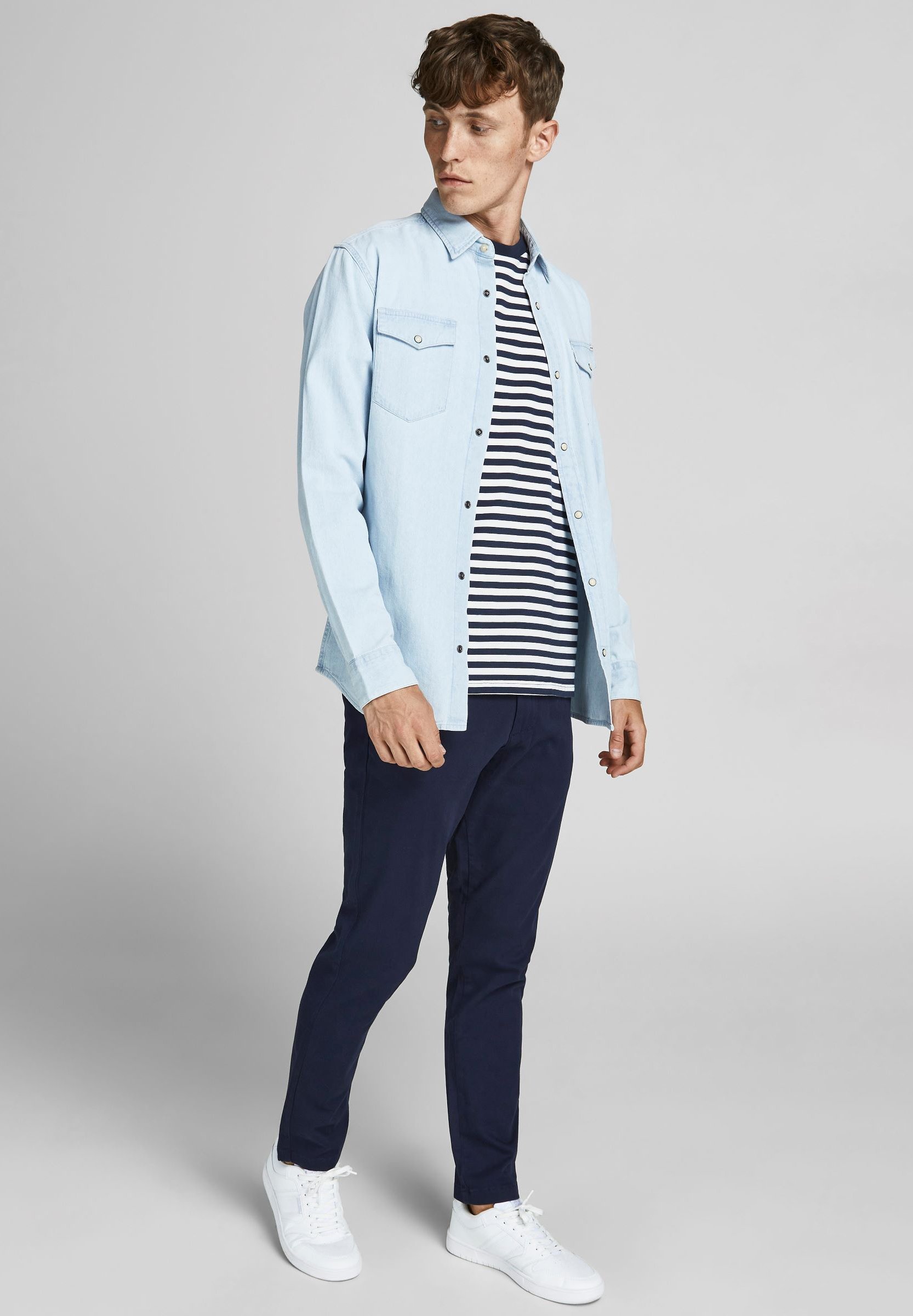 Jack & Jones JPSTMARCO JJDAVE NOOS - Chino - marineblauwe blazer