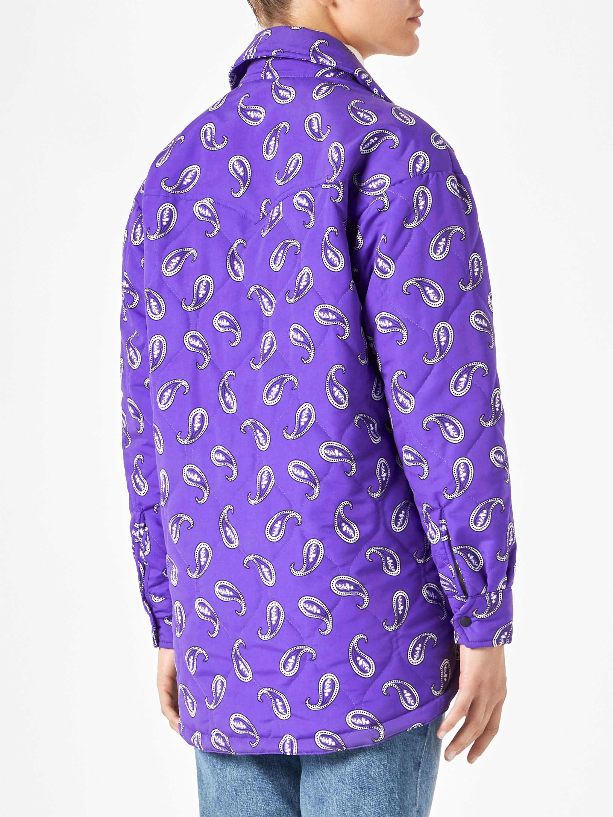 Chaqueta de mujer con estampado paisley