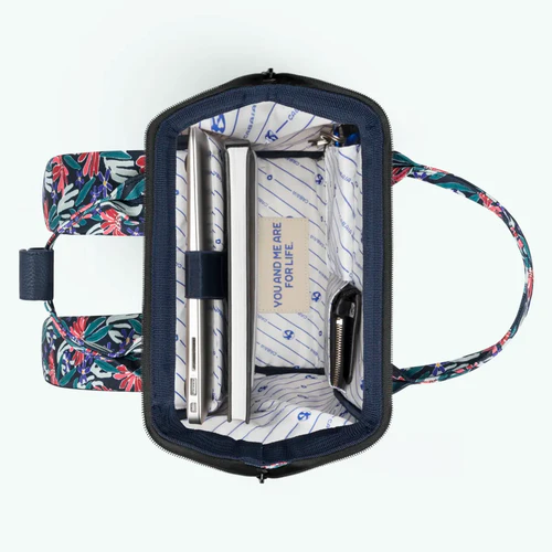 Cabaia Adventurer Small Edea blå ryggsäck