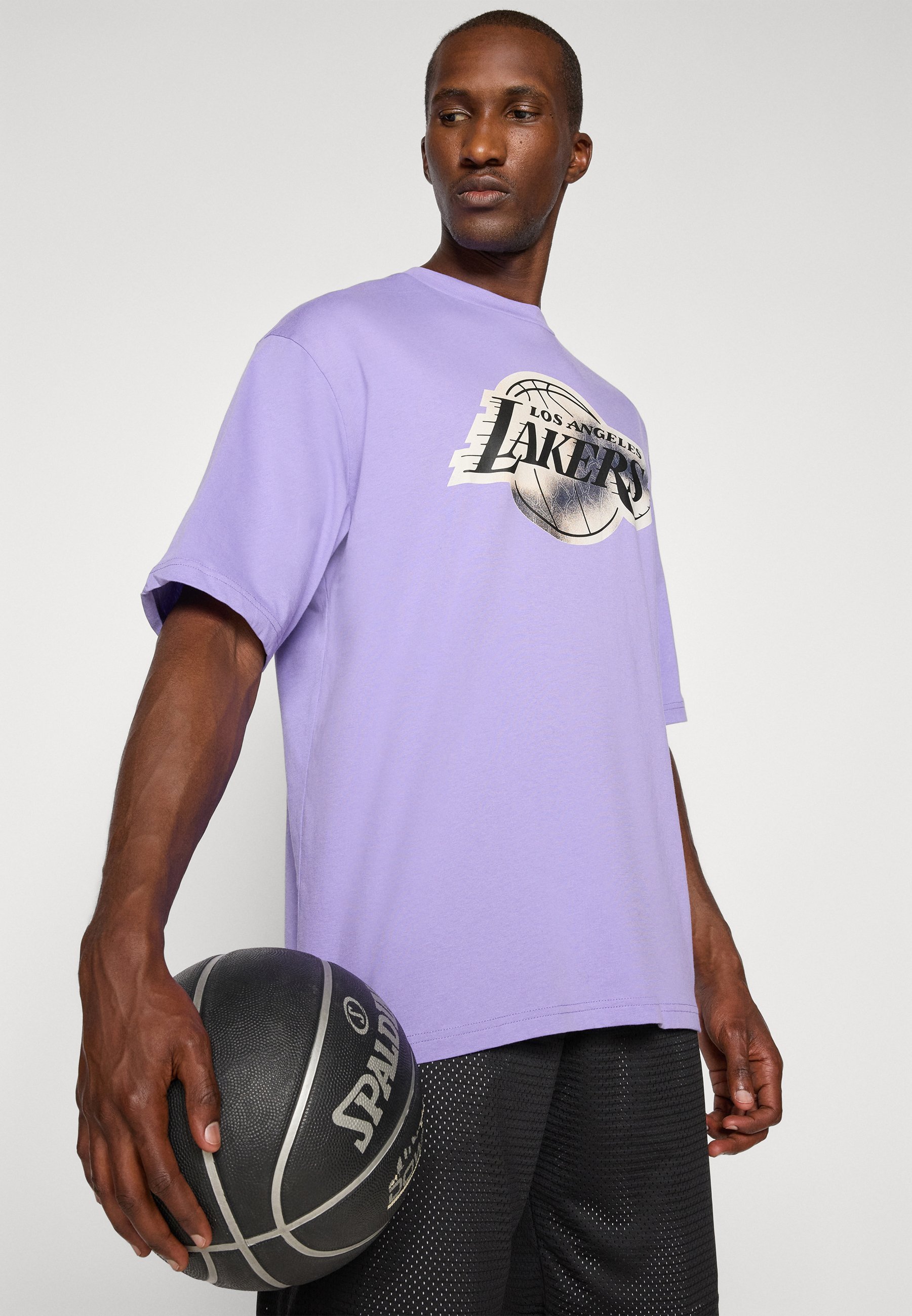 New Era NBA LOS ANGELES LAKERS IFFILL T-shirt - Bedrukt T-shirt - paars