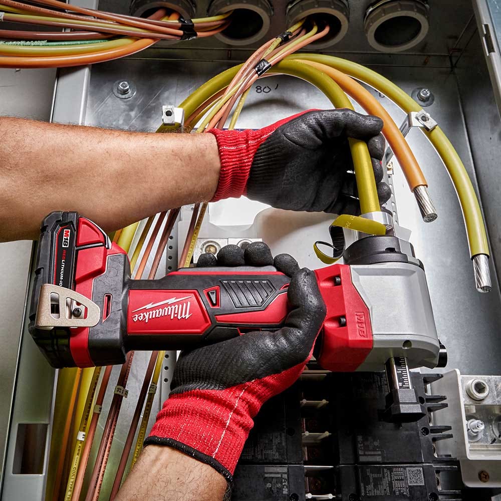 Decapador de Cabos MILWAUKEE 18V M18BCS-0C