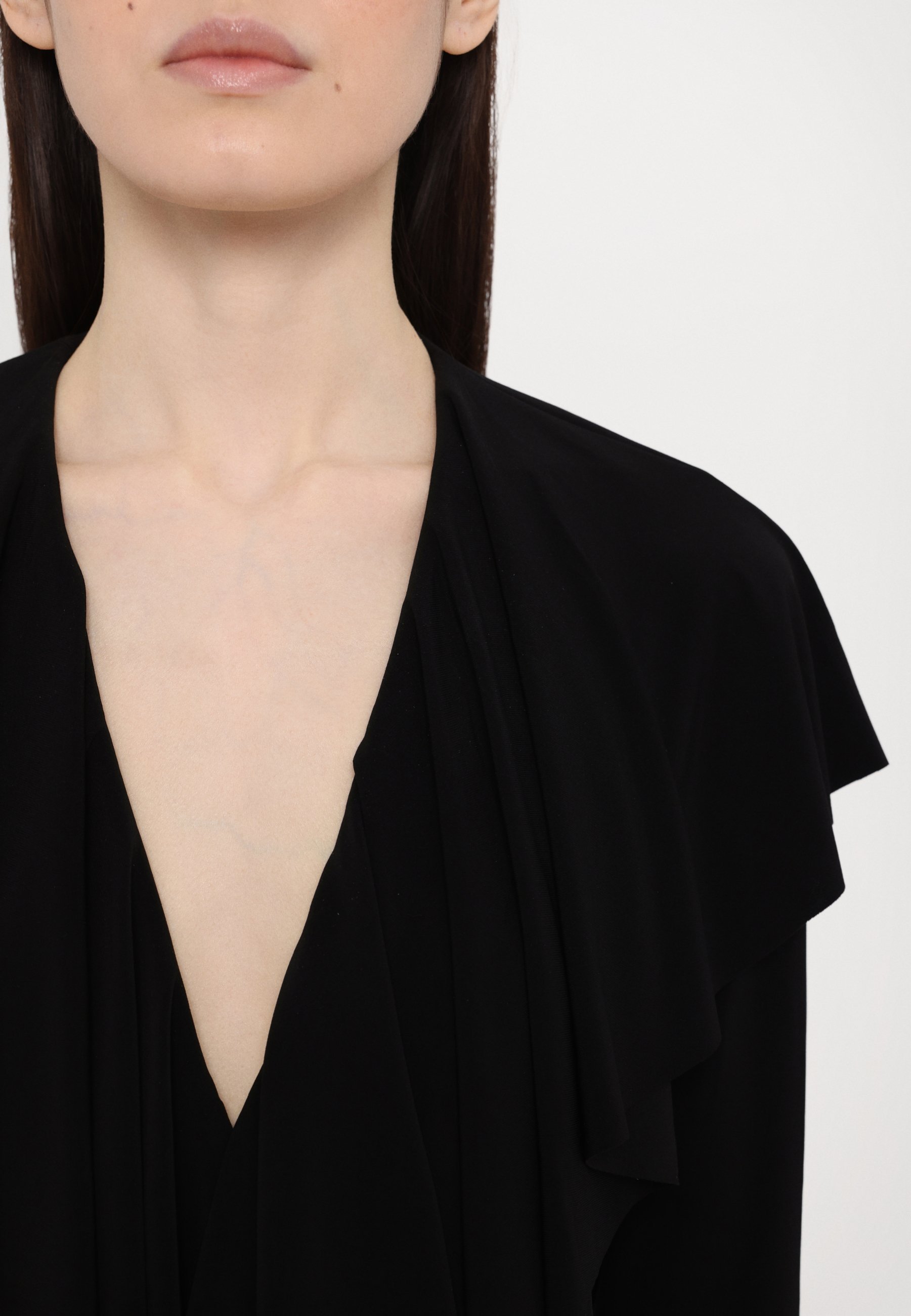 Norma Kamali Bodysuit met lange mouwen, diepe V-hals en ruches - Top met lange mouwen - zwart