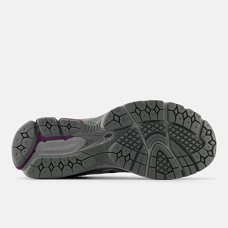 Homme 860v2 - Raincloud with metallic silver color and Dusted Grape shade
