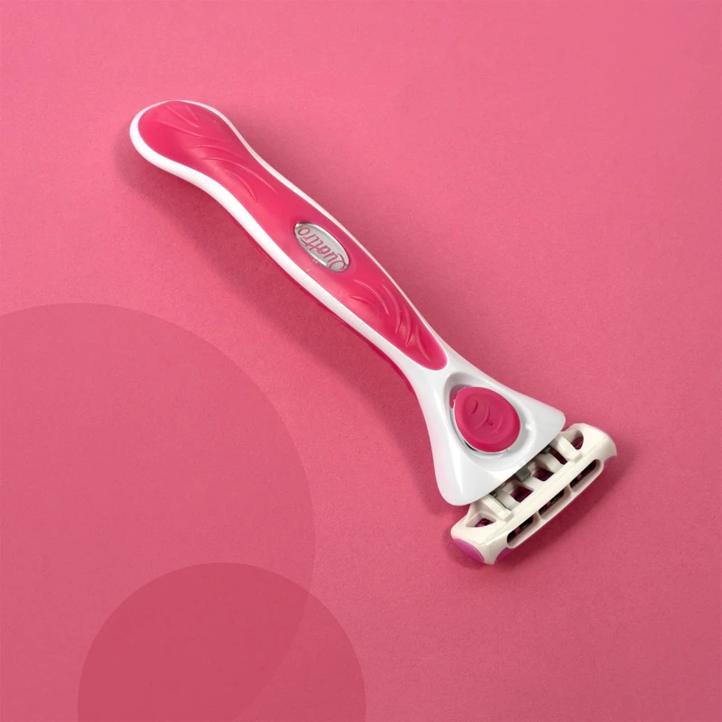 „Wilkinson Sword Quattro for Women“ dantų šepetėlio pakaitinė galvutė su alaviju ir vitaminu E