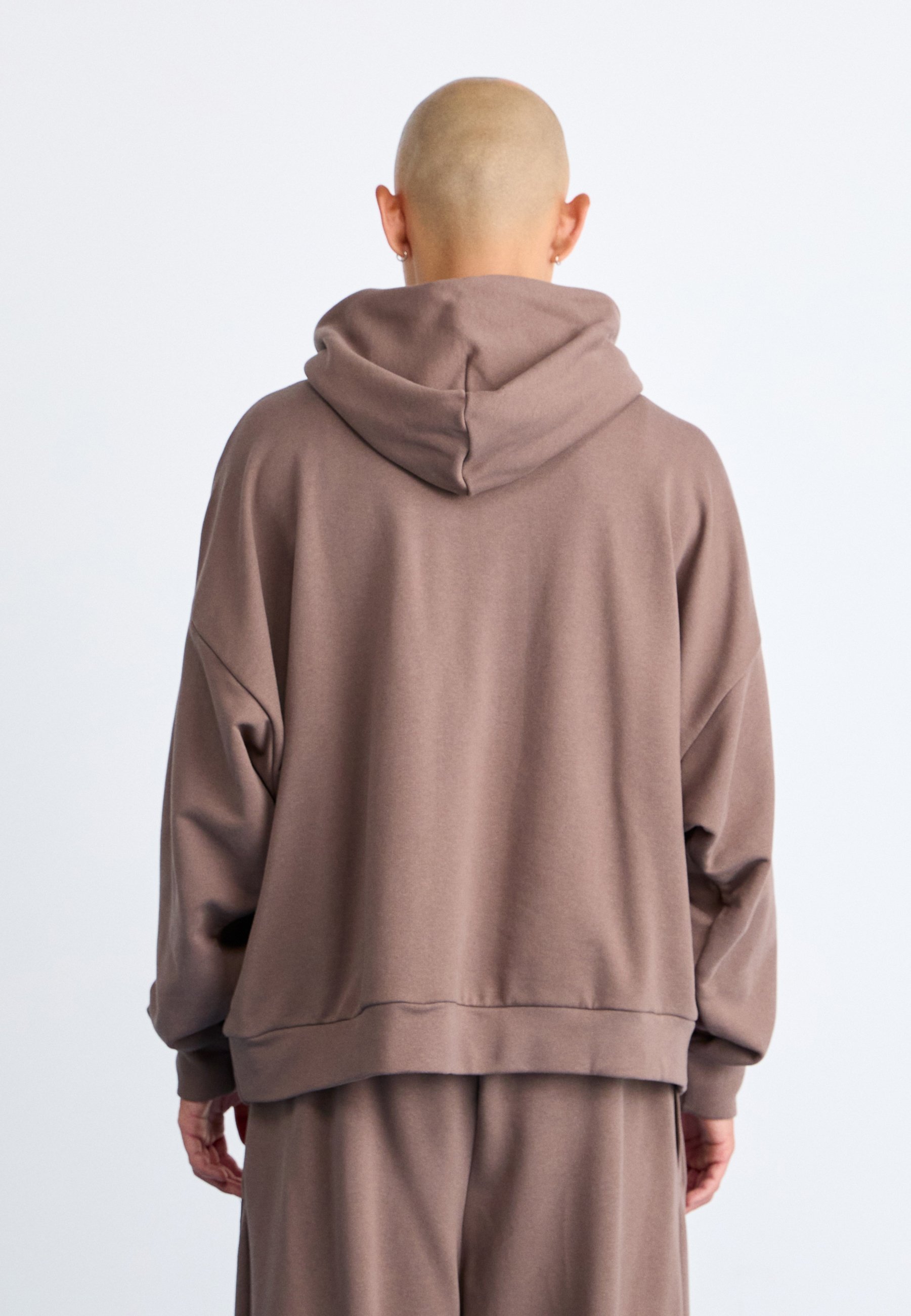 Sweat-shirts à capuche Puma
