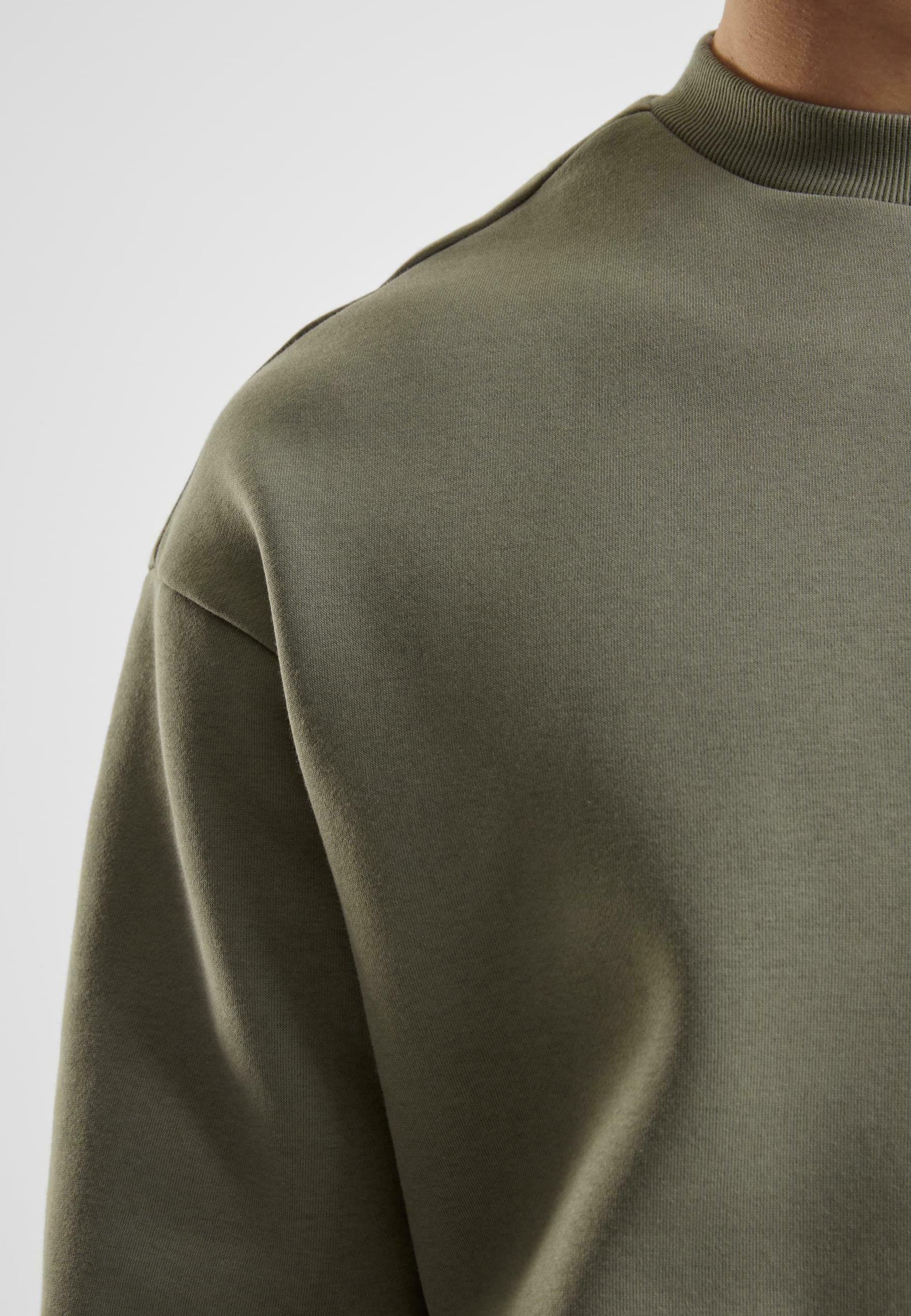 Felpa girocollo Urban Classics FLUFFY - paleolive