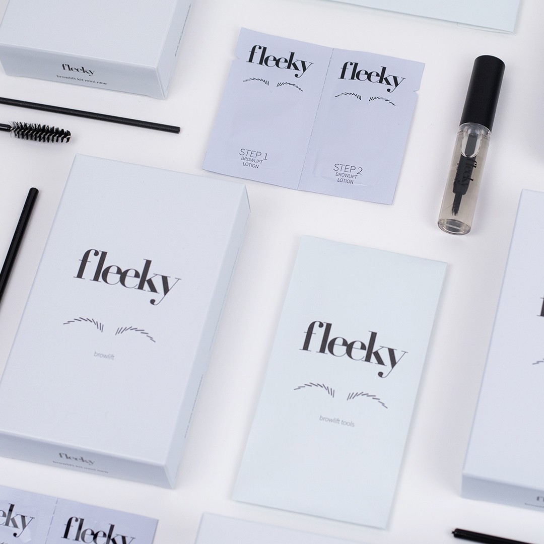 Fleeky set za podizanje gela za obrve – Za savršeno oblikovane i voluminozne obrve – 1 komad