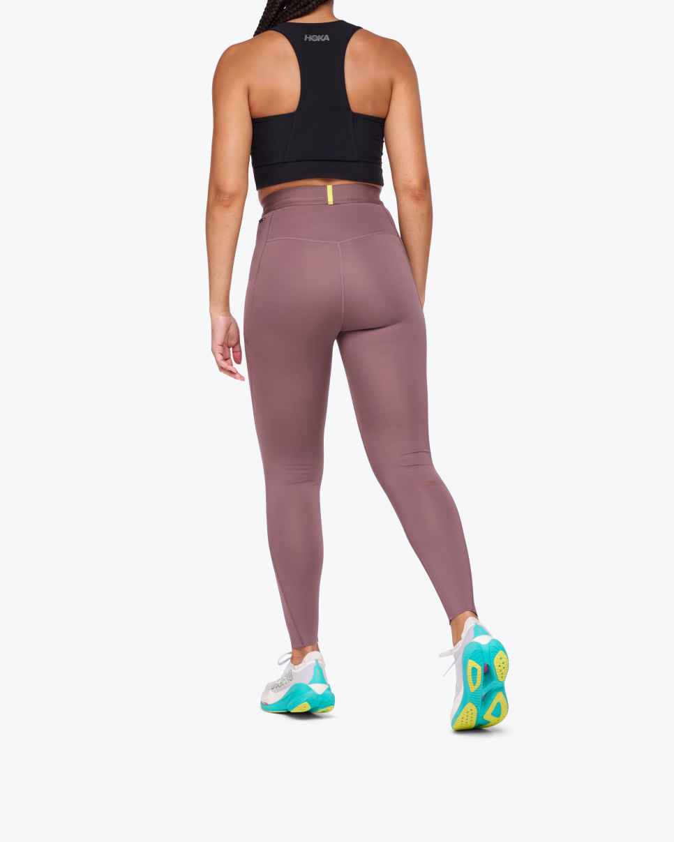 HOKA Novafly Run Tight 25-tommer Smokey Quartz