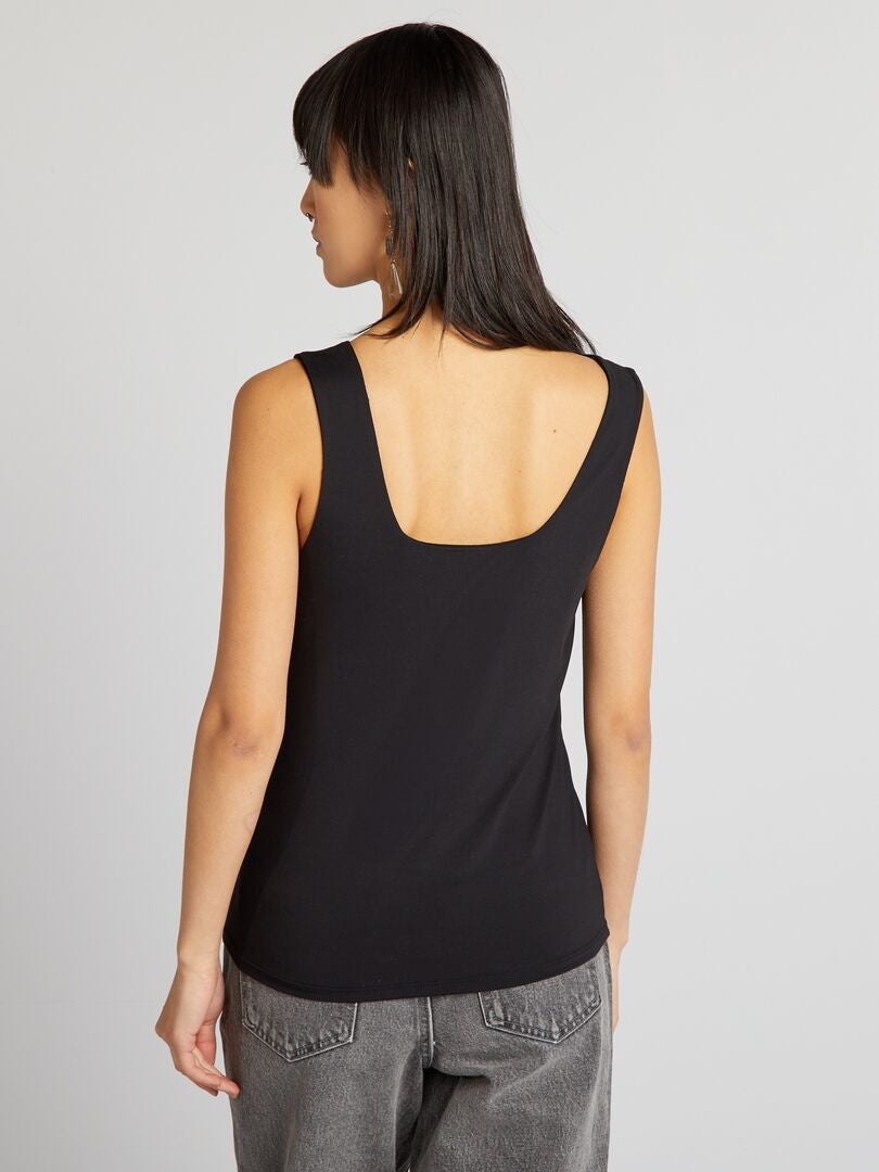 Camiseta elástica con escote cuadrado - negra