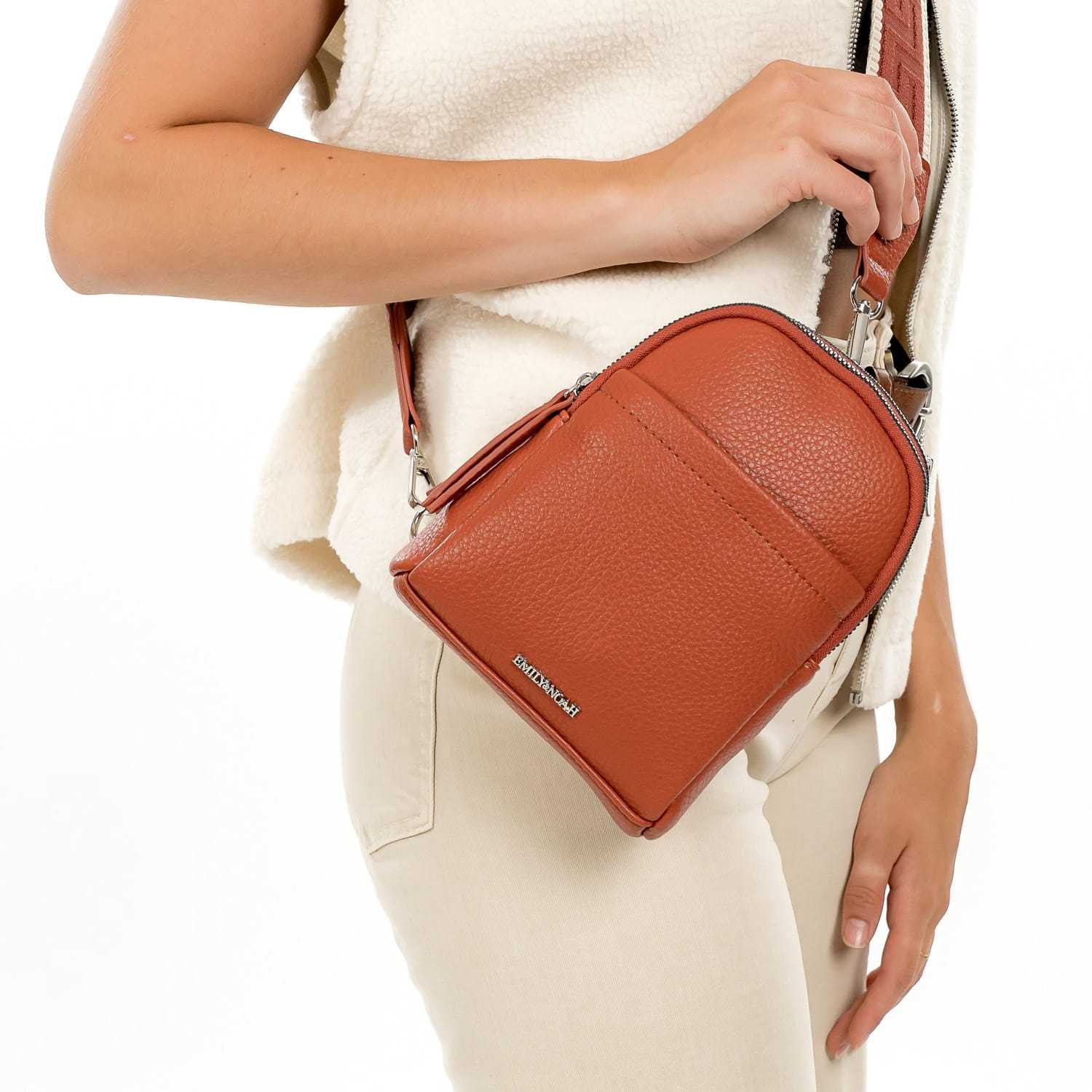 EMILY & NOAH Schultertasche E&N Elena – 1 Stück