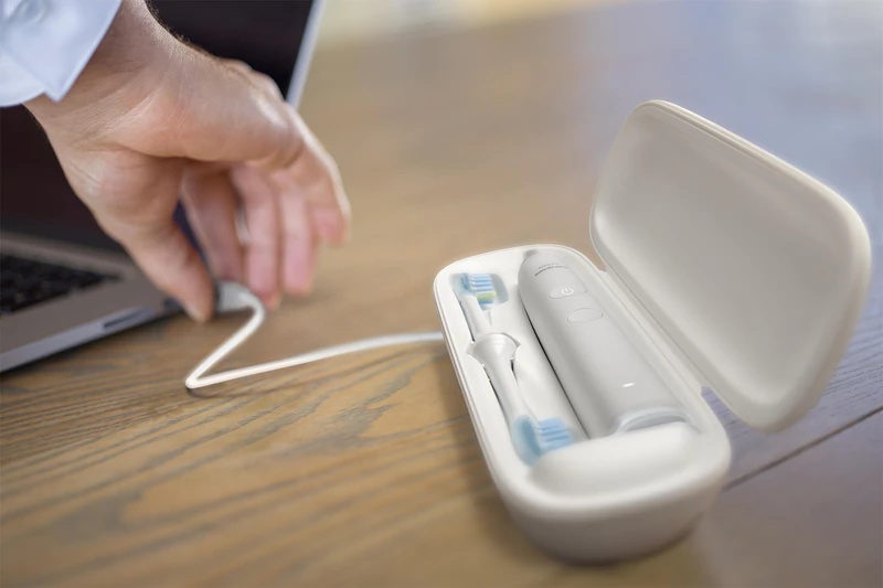 Philips Sonicare HX3886/41 dantų priežiūros rinkinys baltas