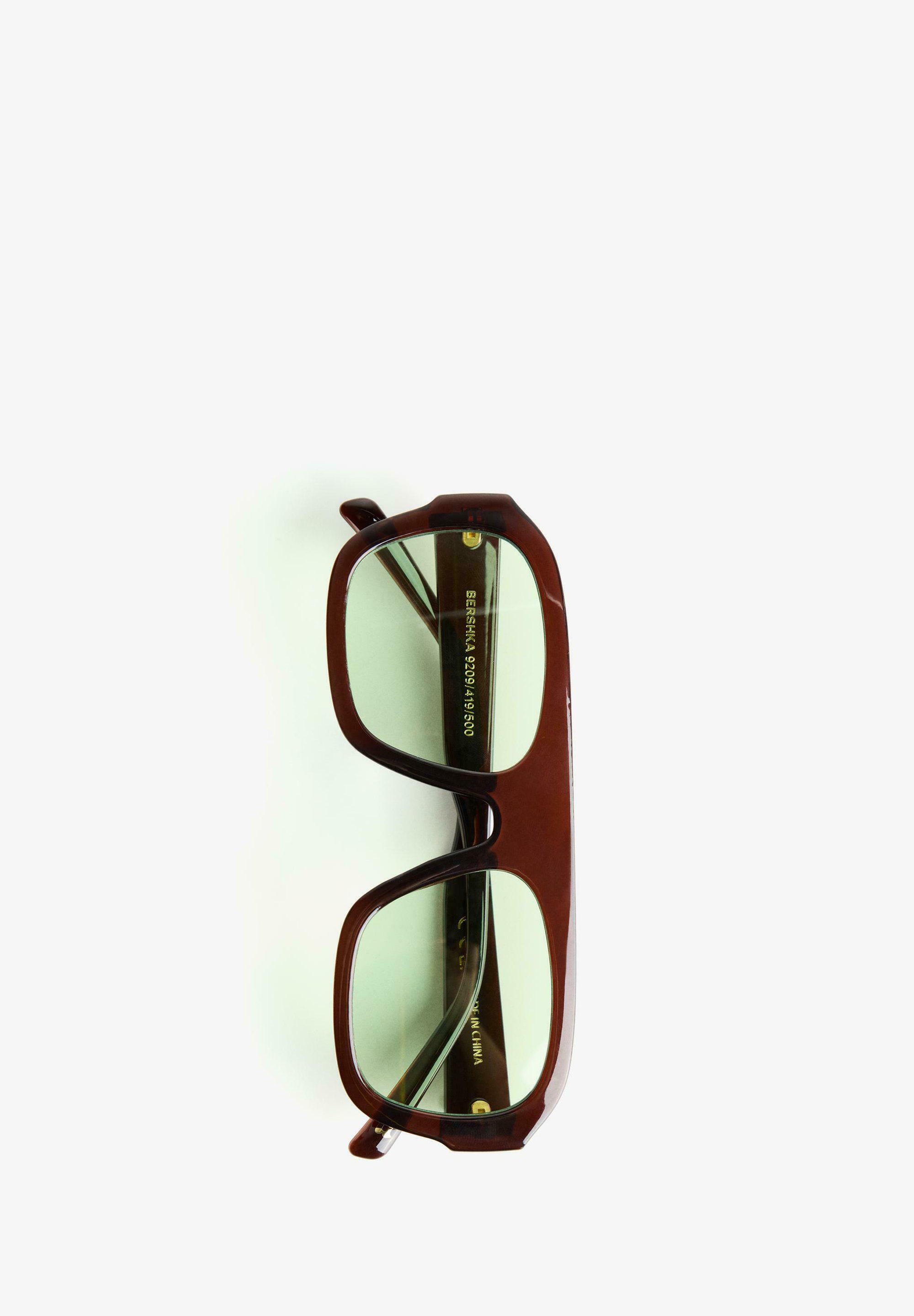 Bershka RESIN - Zonnebril - evergreen
