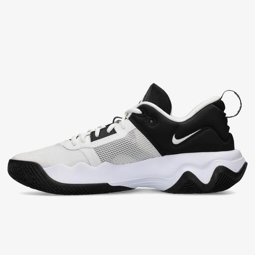 Nike Giannis Immortality 3