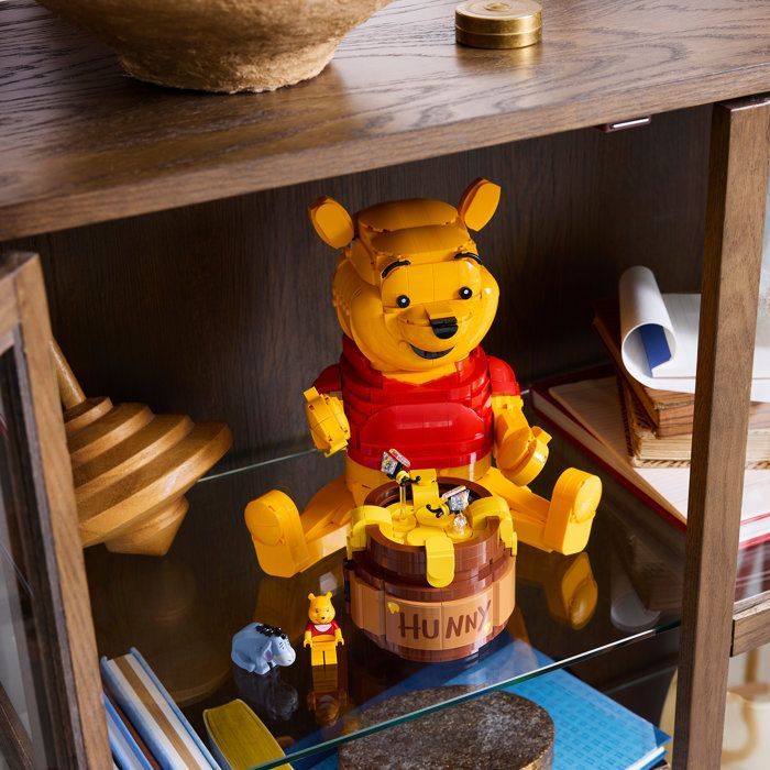 LEGO ǀ Disney 43300 Winnie the Pooh - Construction Set - Decoration & Adult Gift