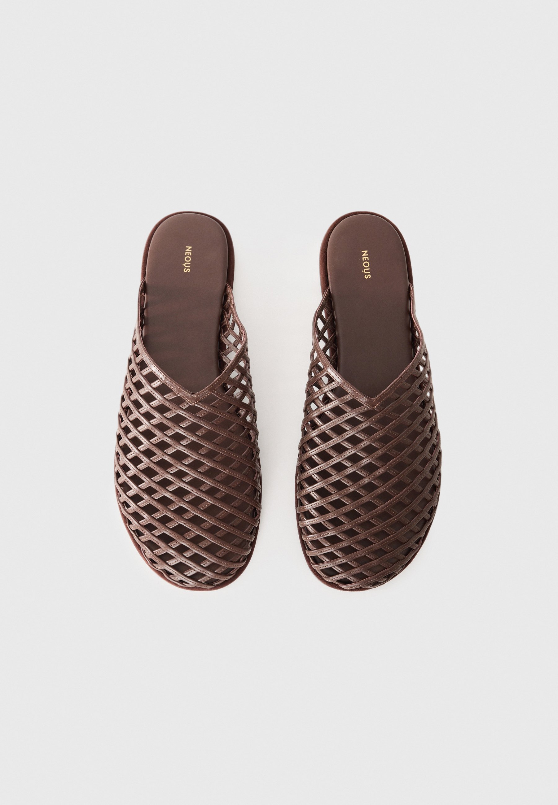 NEOUS ATIK - Mules - chocolate amargo