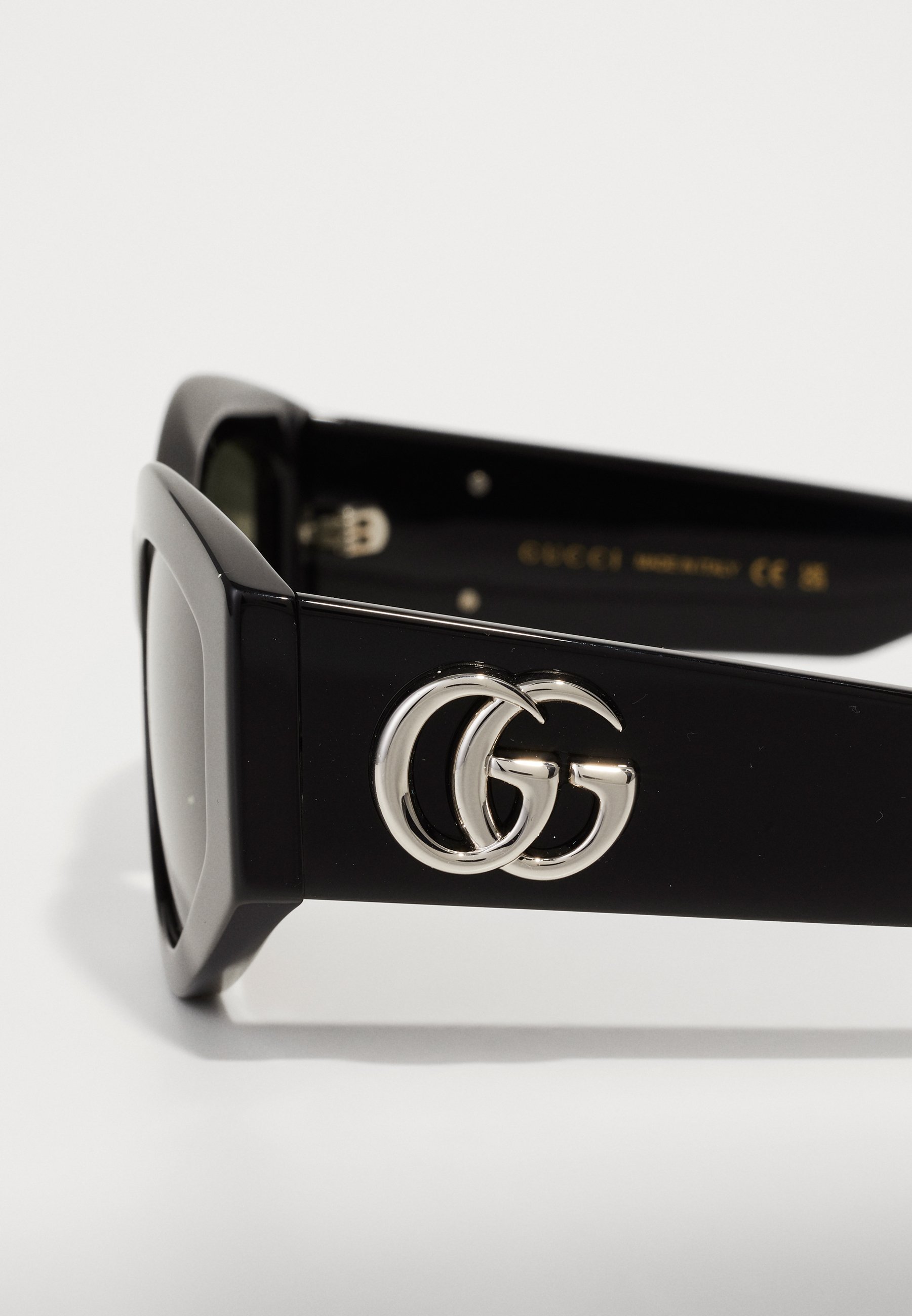Gucci Sonnenbrille – schwarz/grau