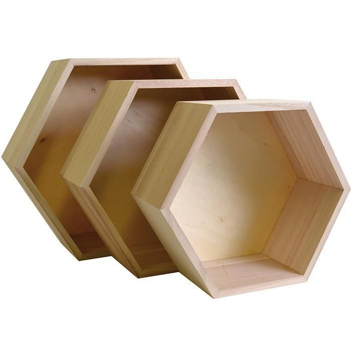 3 sechseckige Holzregale