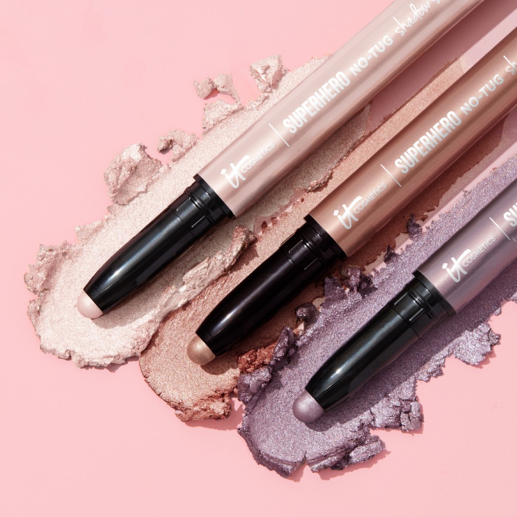 IT Cosmetics akių šešėliai SUPERHERO™ NO-TUG akių šešėlių pieštukas - 1,5 g