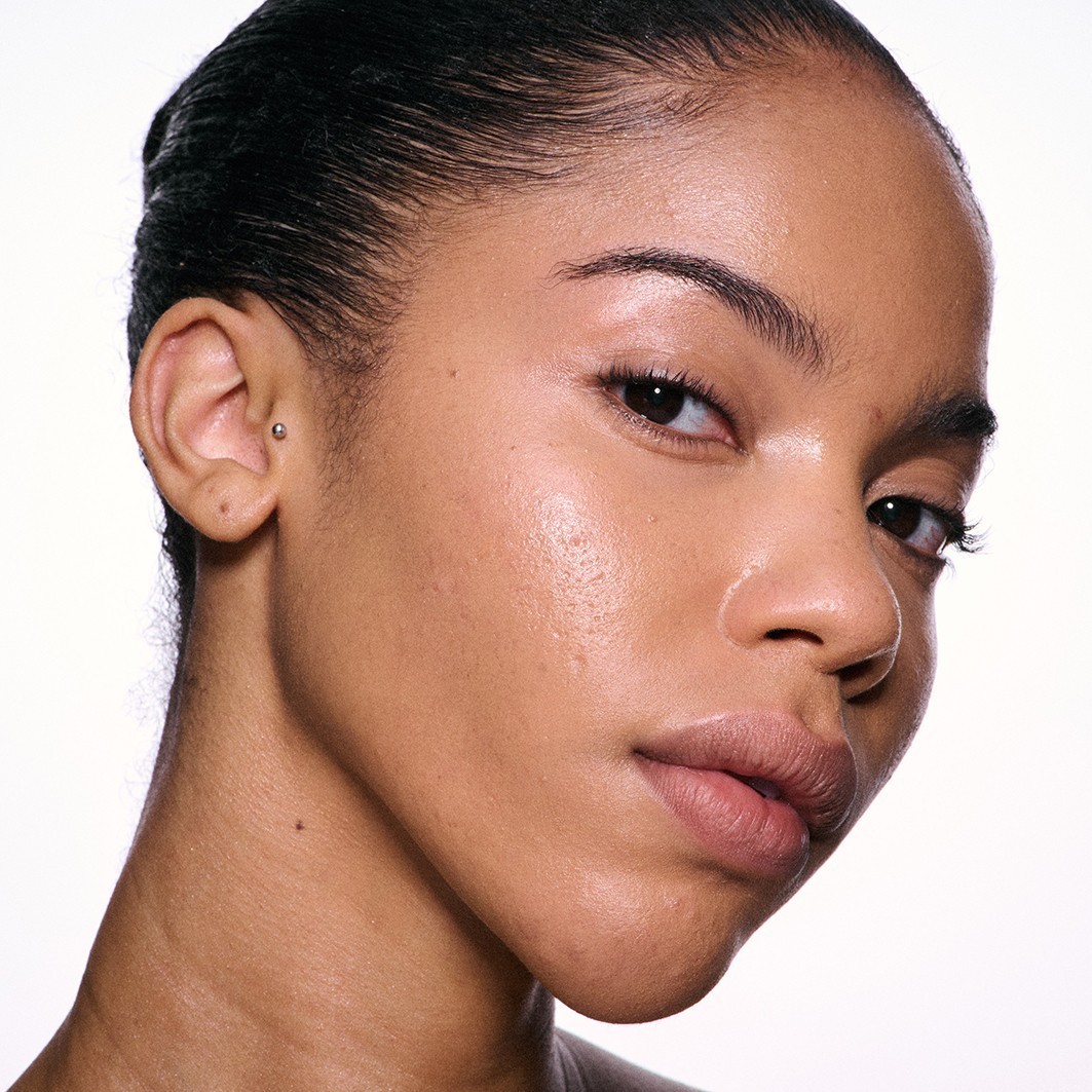 MAC žvilgantis pieštukas „Skinfinish Lightstruck“ – 15 ml