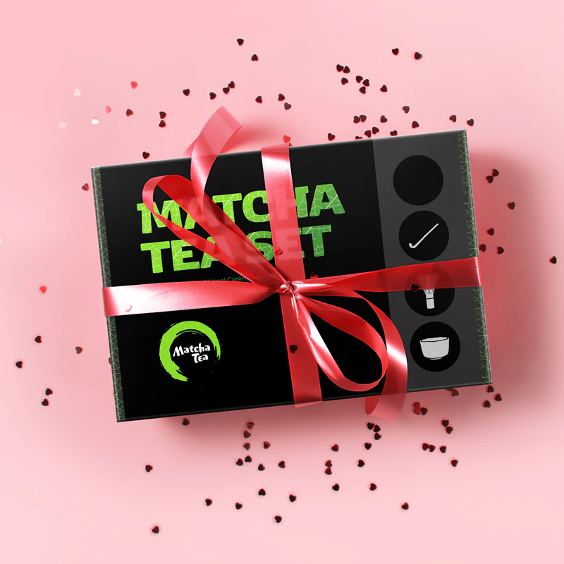Matcha-Tee-Set (Arata-Geschenkset) zur Zubereitung eines Getränks