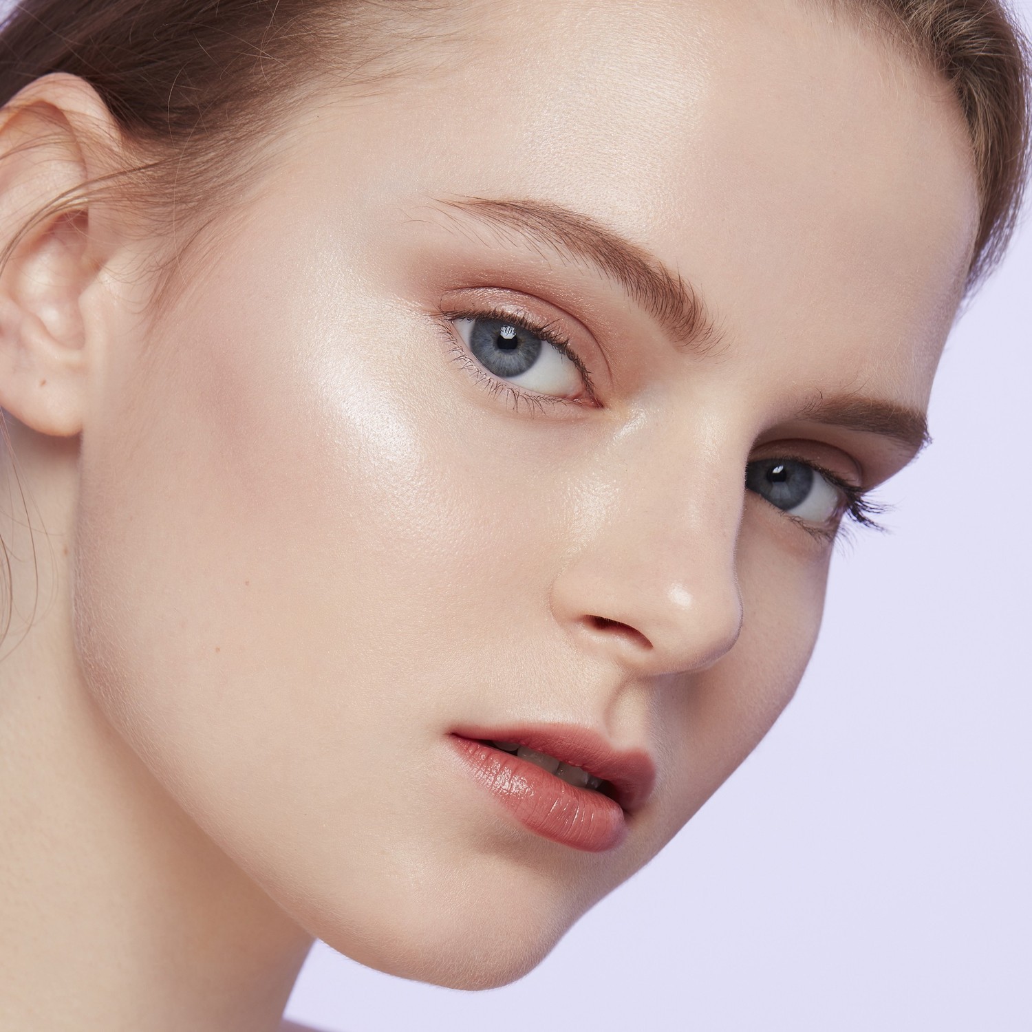 Clé de Peau Beauté highlighter Svjetleći pojačivač lica – 10 g