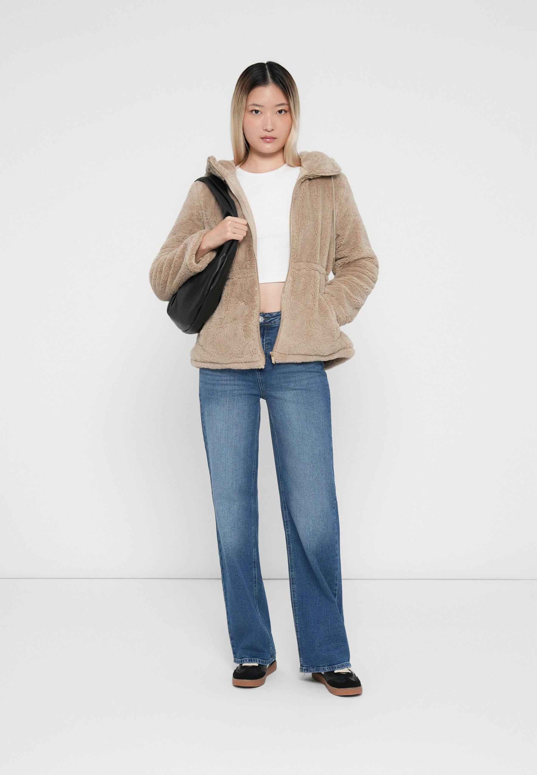 VESTE ZIPPÉE UNIQUEMENT SUR ONLCONTACT - Veste légère - humus