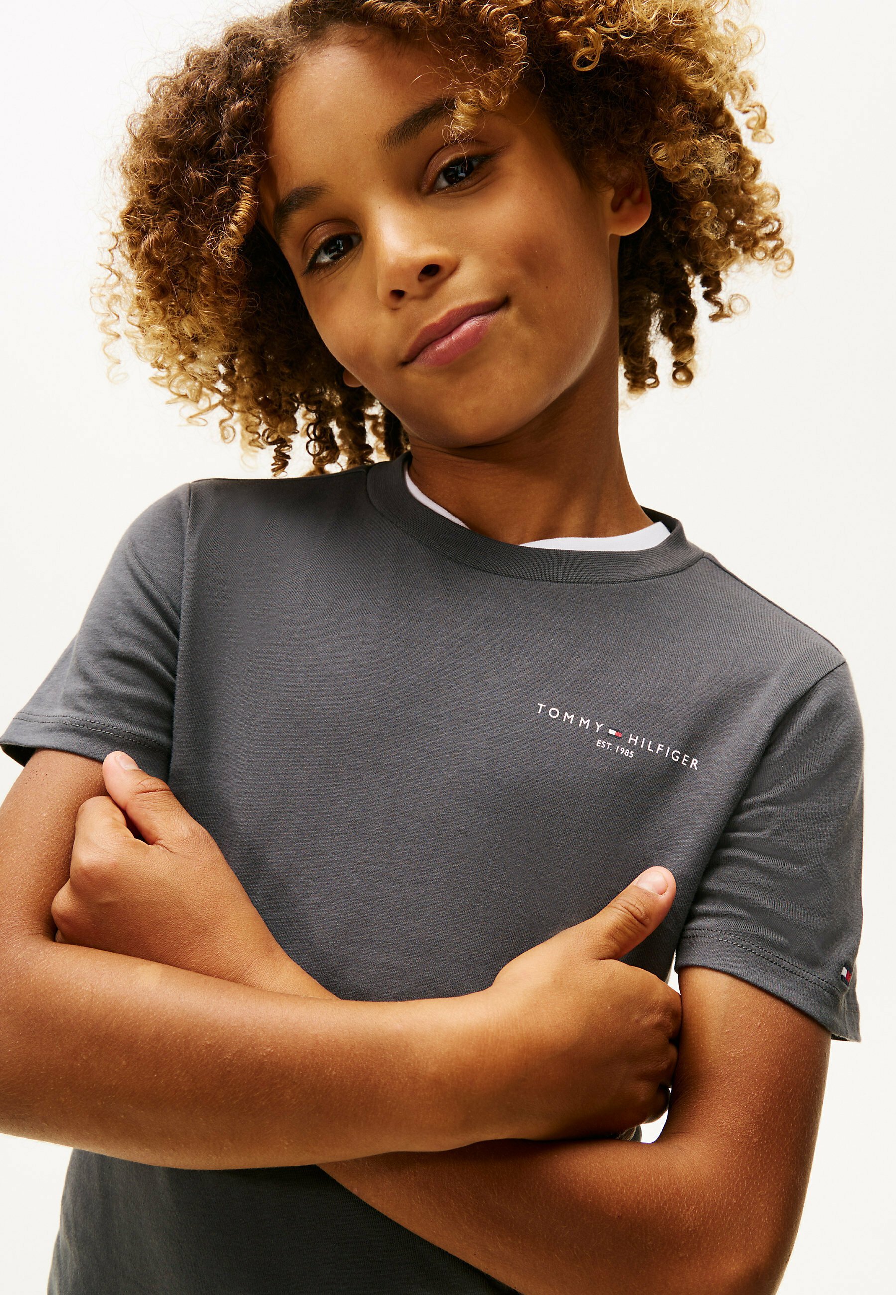 Tommy Hilfiger MINI CORP UNISEX - T-shirt met print - gewassen zwart