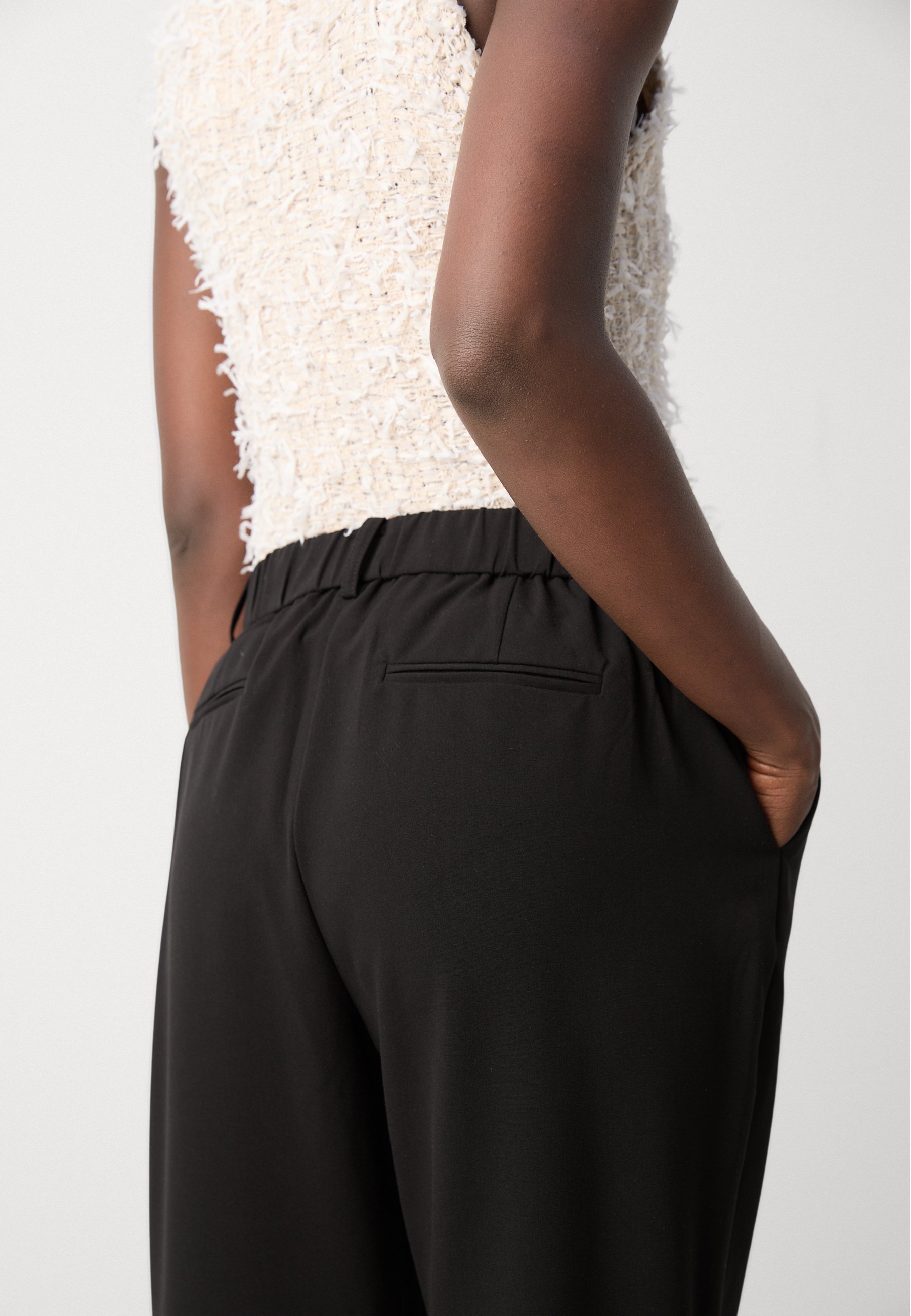 b.young BYDanta - Pantaloni chino - neri