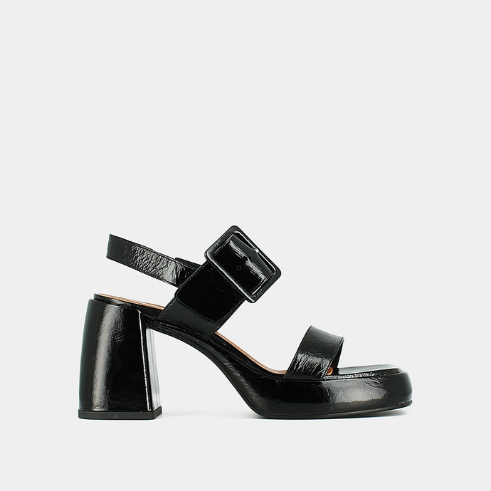 Sandales à bouts carrés et boucles  en cuir brillant noir