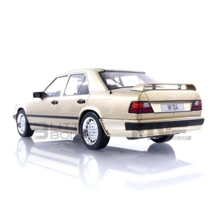 Miniatura de carro - MCG - Mercedes-Benz Classe E (W124) - 1/18 - Bege Metálico - 1986