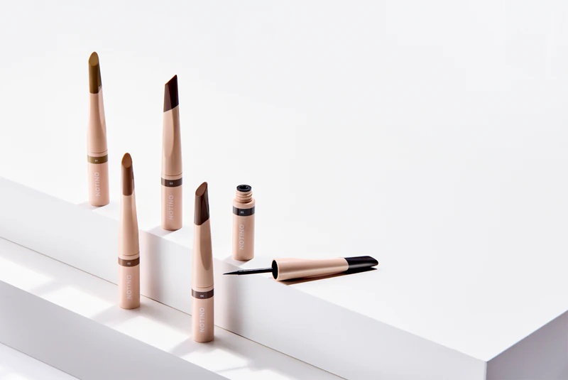 Notino Serum-Infused Lifeproof Eyebrow Liner tekoči serumski svinčniki za obrvi