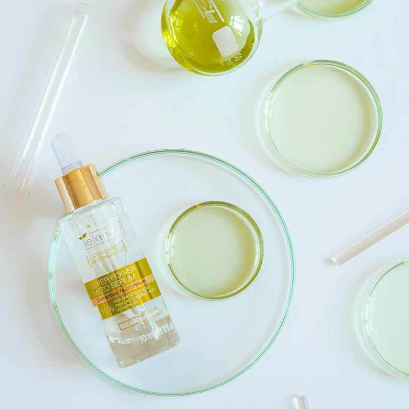 Sérum rejuvenescedor Bielenda Skin Clinic Professional Super Power Mezo para pele com imperfeições.