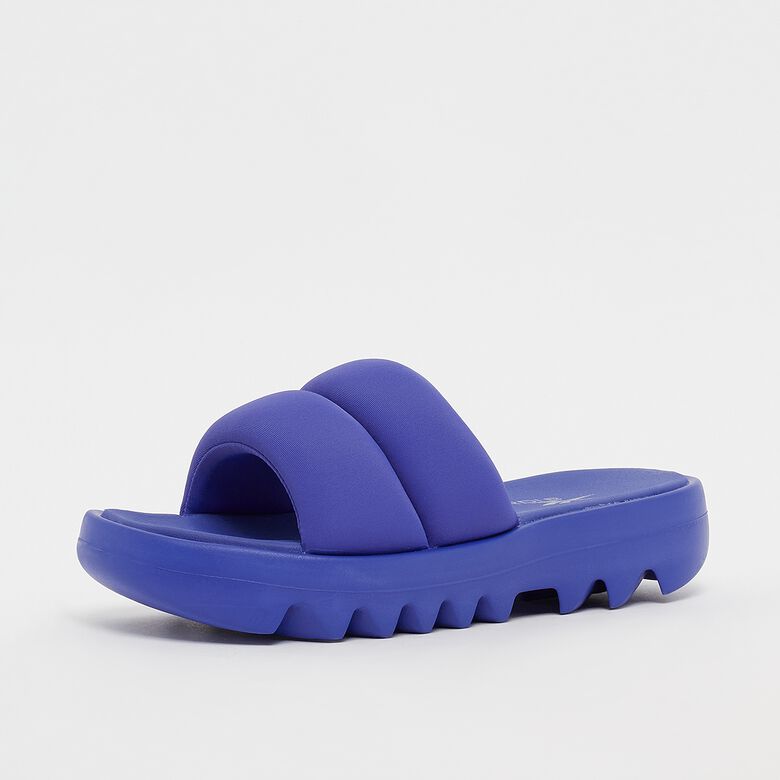 Cardi Slide