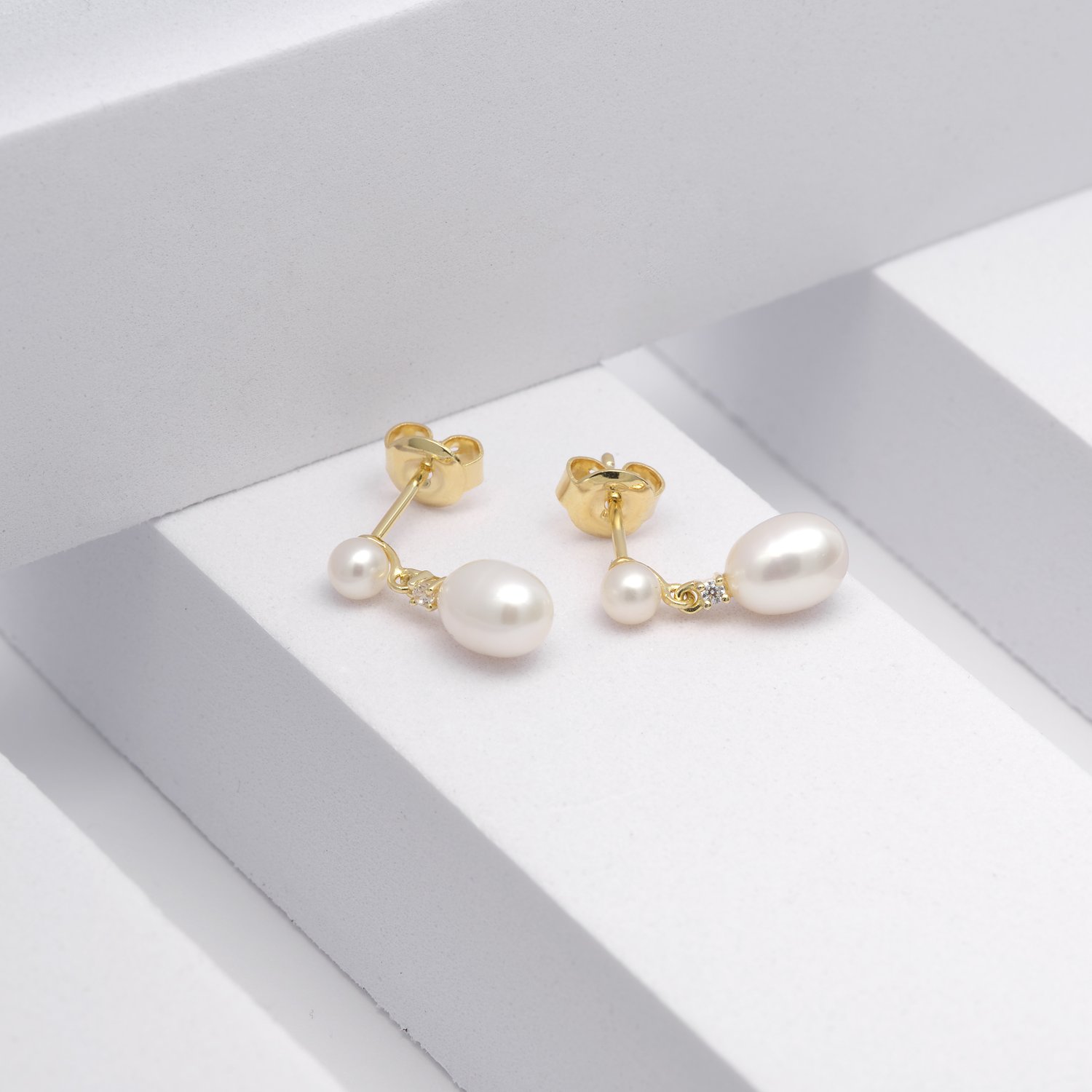 CHRIST Boucles d'oreilles