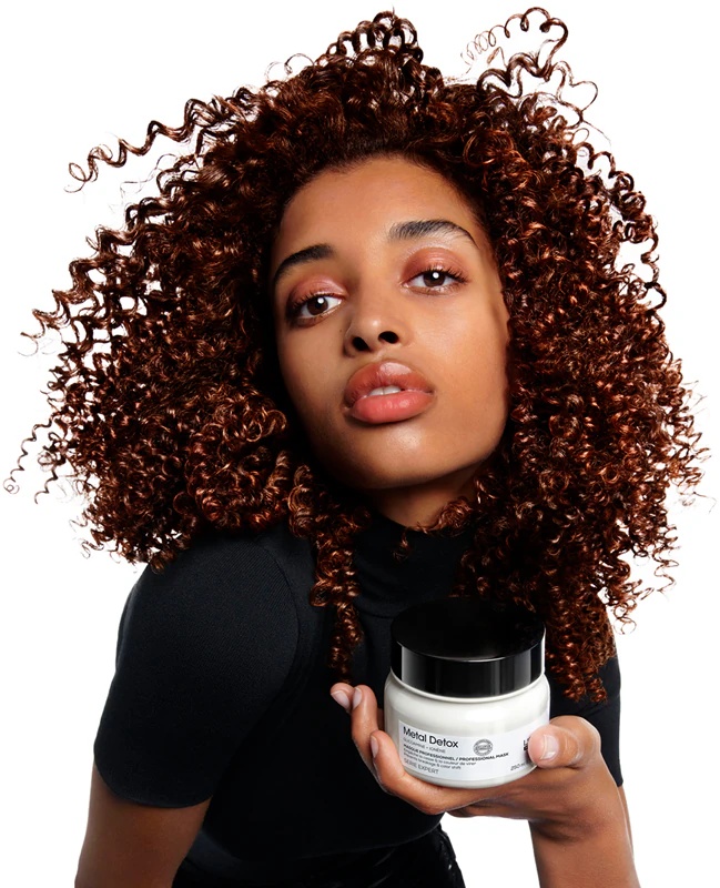 L'Oréal Professionnel Serie Expert Metal Detox globinsko hranilna maska za barvane in poškodovane lase