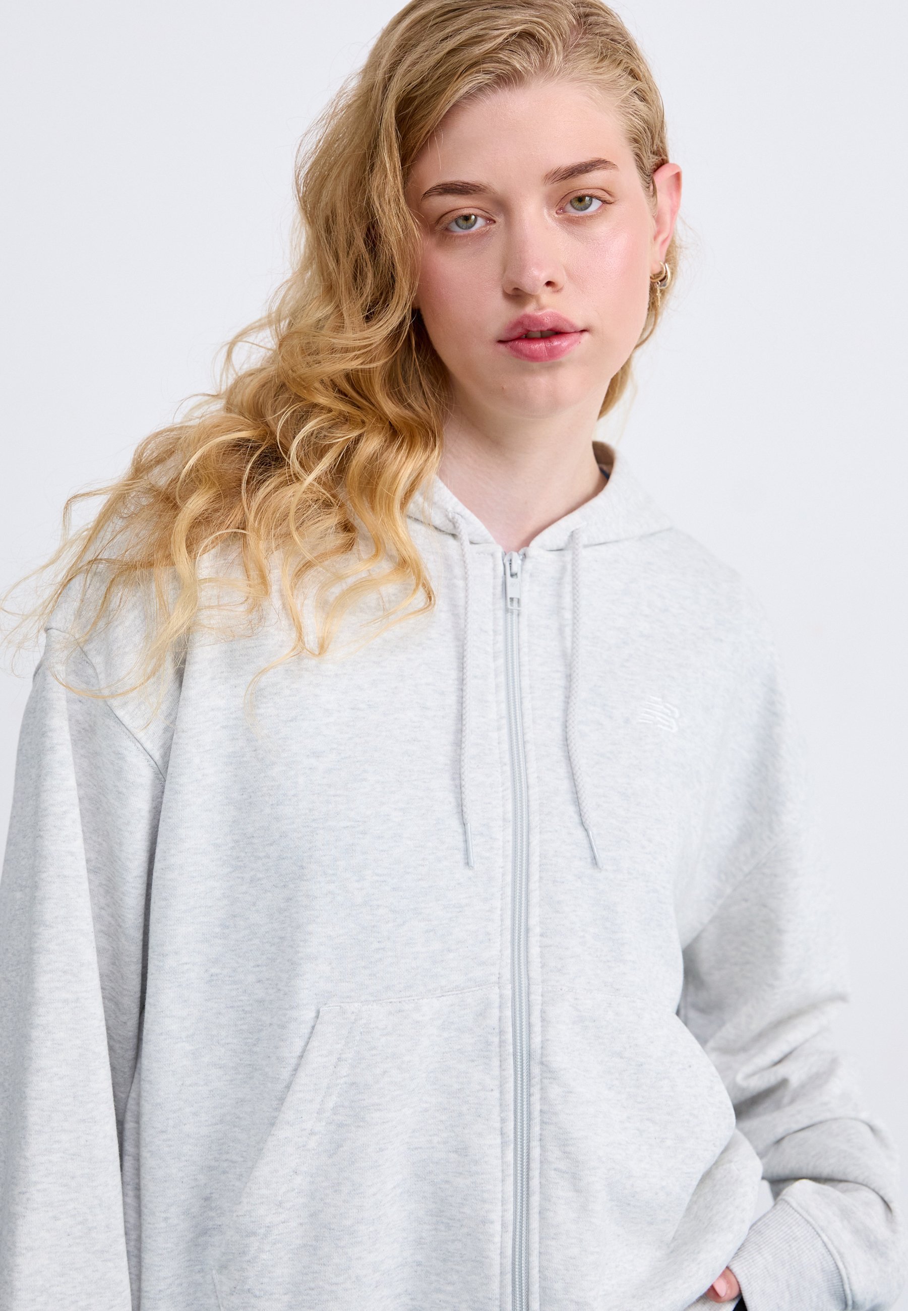 New Balance melegítődzsekik