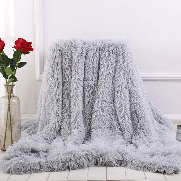 Fleece deken - KEEJAA - Bankplaid - 160x200 cm - Zacht imitatiebont - Machinewasbaar