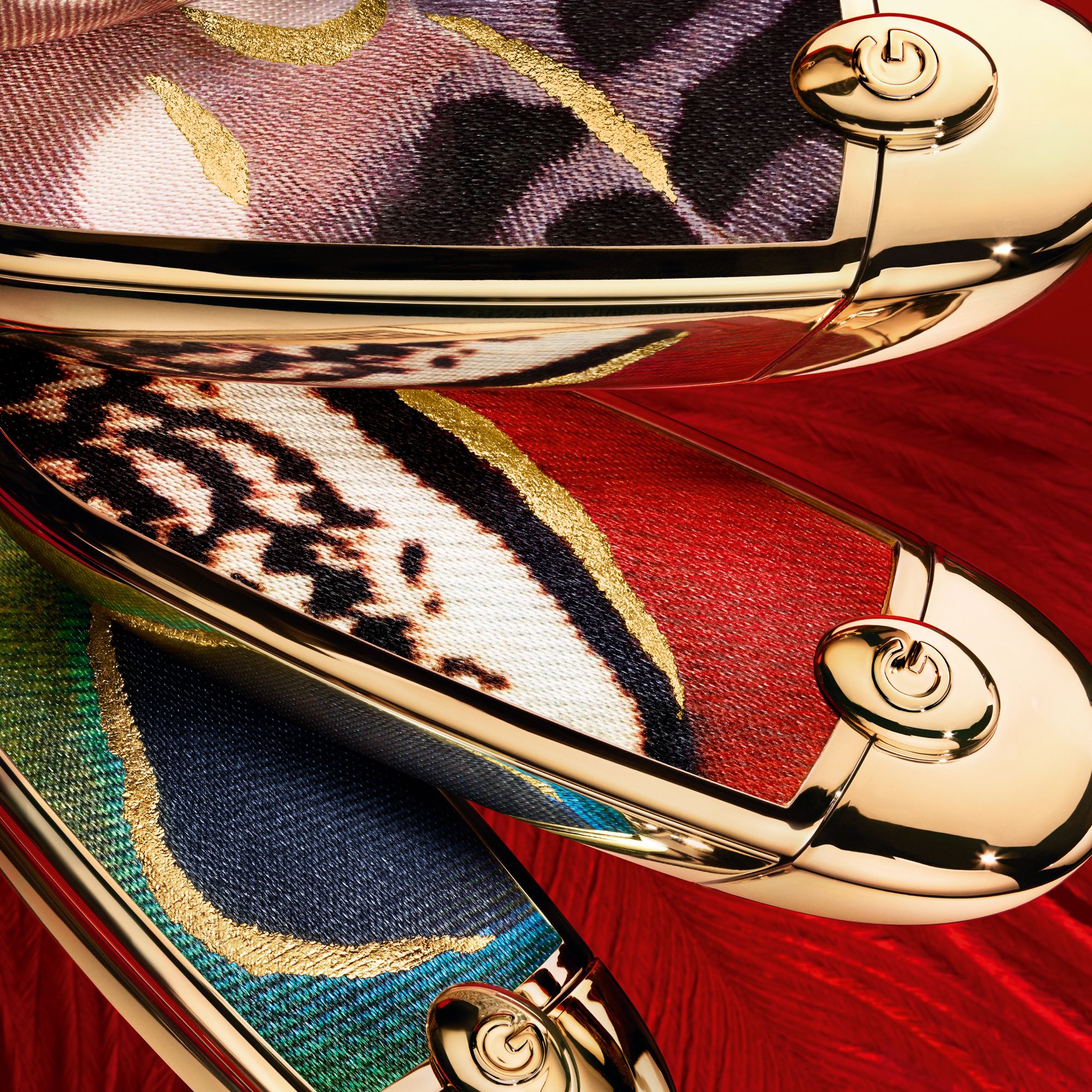 Rouge G Majestic Feathers Jewel Case Double Mirror Carmine Customized Edition, лимитирано издање луксузних кармина