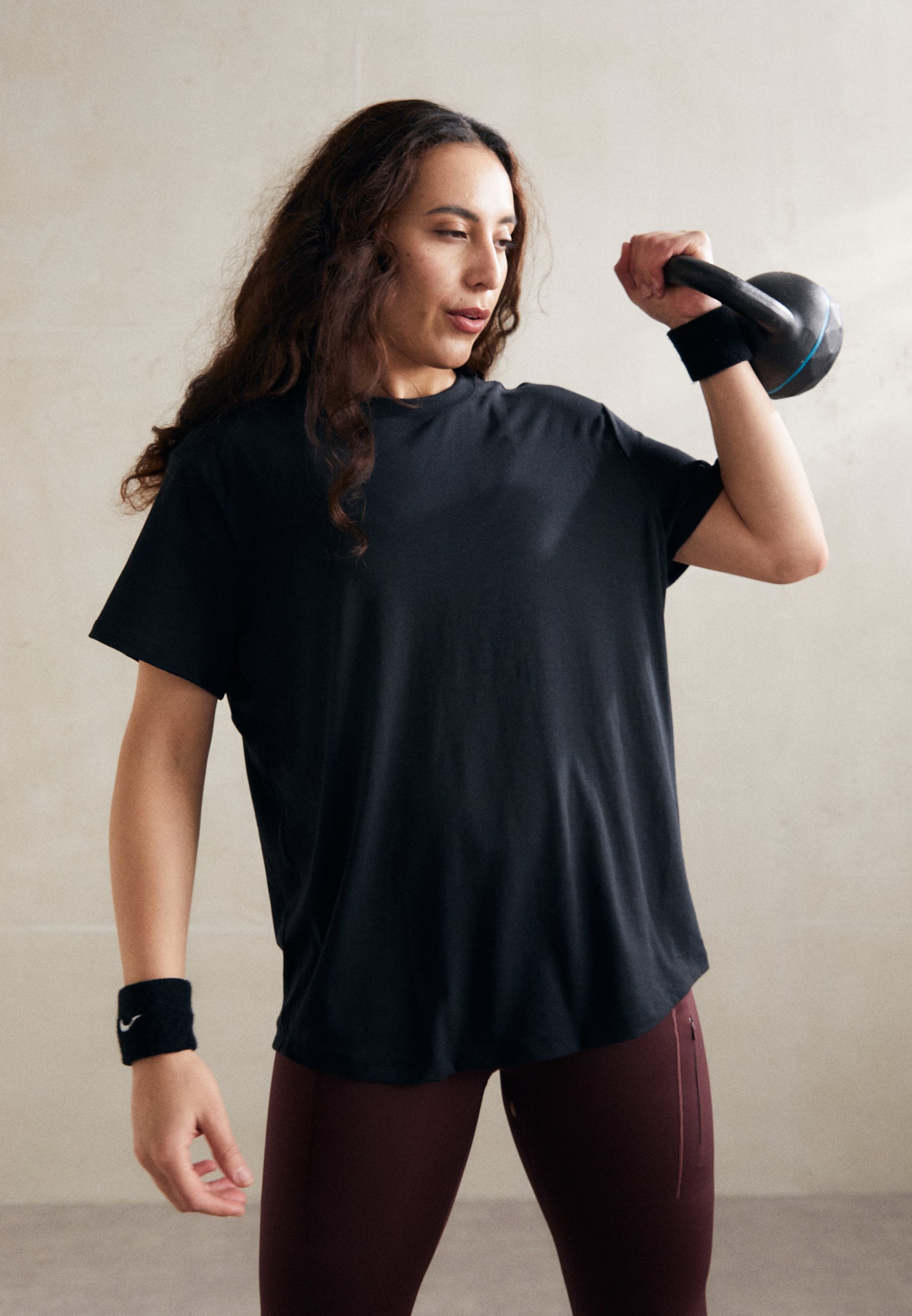 Nike Performance ONE RELAXED TOP - Sport T-shirt - zwart
